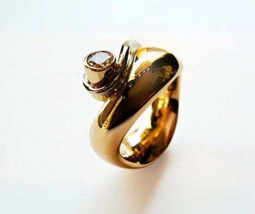Ring 12